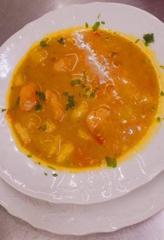 Paprikaš svinjski i prilog