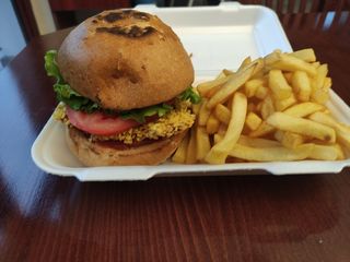 Пилешки бургер (600г)