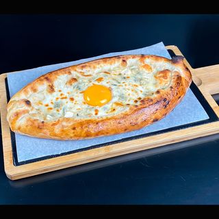 Хачапурі із сиром та грибами (430 г)