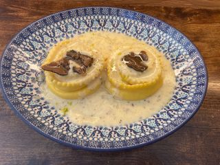 GIRELLA RICOTTA Y TRUFA