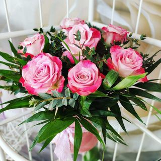 Aranjament 7 trandafiri 