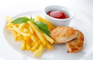 ქათმის კატლეტი & კარტოფილი ფრი