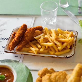 Куриные нагетсы