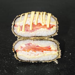 Суші-бургер з копченою куркою