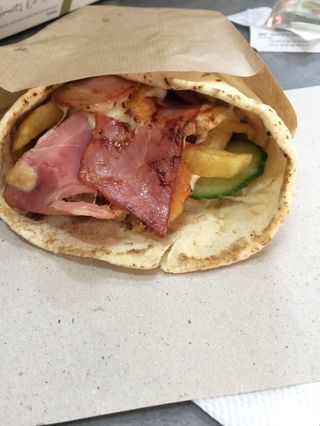 Арабска питка бекон и кашкавал 350гр