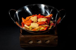 424 Scodella di fuoco con calamari