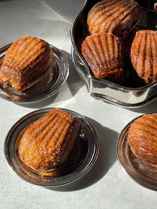 Устриця Спесіаль де Завертайло, чорний кардамон №00 бруталь