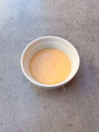 Sos cheddar