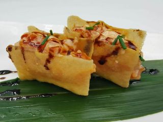 828 - Spicy salmon croccante - 2 pezzi