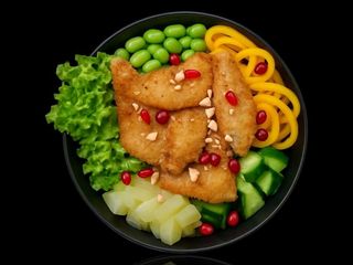 POKE Z KURCZAKIEM W PANKO (700g)