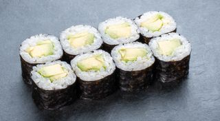 Рол макі з авокадо