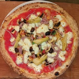 pizza capricciosa (33 cm.)