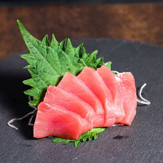 041.Sashimi maguro