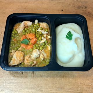 Grašak sa piletinom i pireom