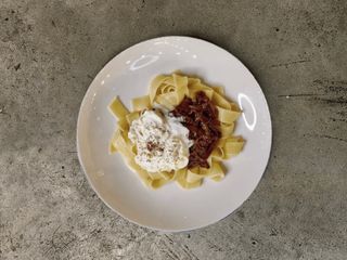 Локшина з Рваною Телятиною (260g)