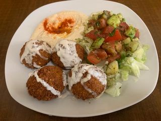 Plato Falafel