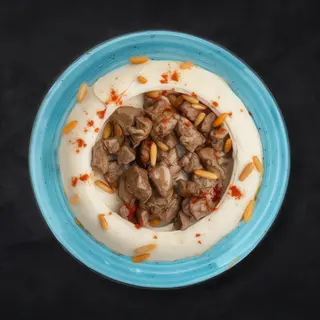 Хумус з телятиною та горіхами (200/80г)