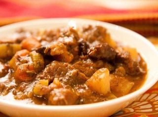 Tocană din pastramă de oaie