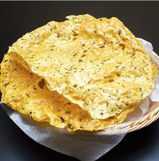 Spicy papadum