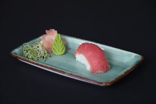 Нигири риба тон (40г)