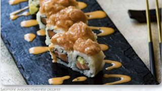 S22 Uramaki spicy salmon - 8 pezzi