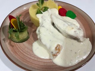 Pui gorgonzola cu piure de cartofi