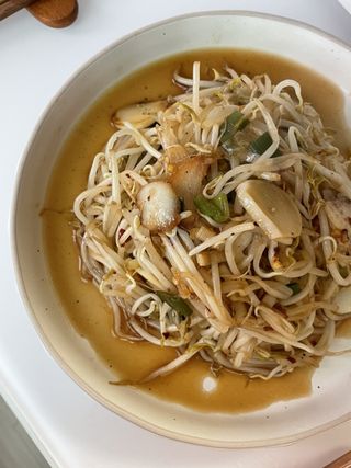 Brotes De Soja Salteada