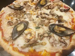 Pizza Fruits De Mer