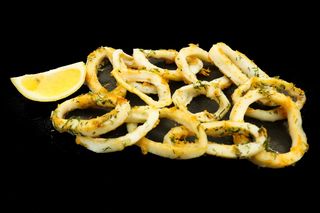 Сотирани калмари с копър и чесън (250г)
