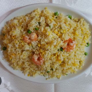 Arroz Frito Con Curry Y Gamba