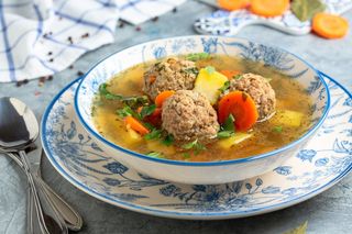 Домашний суп/ с фрикадельками
