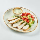 Куряча грудка на грилі та гарнір овочевий салат(210г)