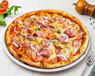 Pizza Gorgonzola con Speck Ø32cm