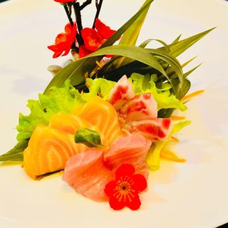 83 Sashimi misto - 13 pezzi