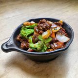 Crispy ginger beef with broccoli