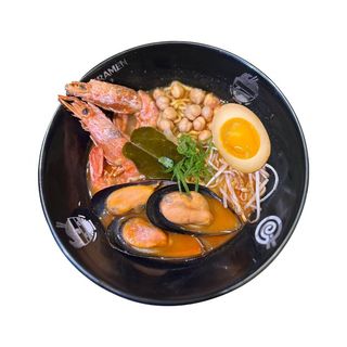 Tom yum kung ramen