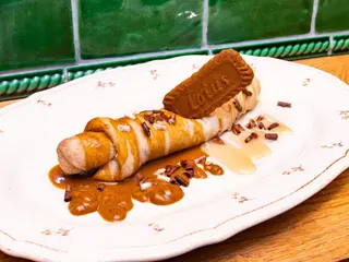 PIZZA ROLL DE CREMA LOTUS