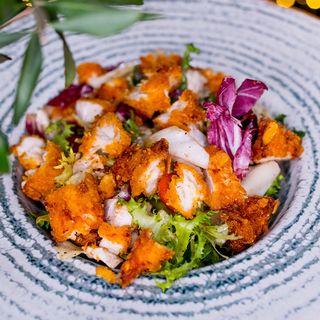 Salată Mantua cu piept de curcan