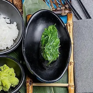 Gunkan wakame