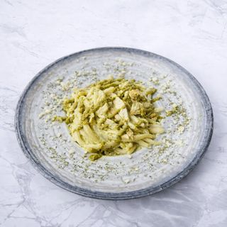 Svježi Pljukanci Pesto Genovese