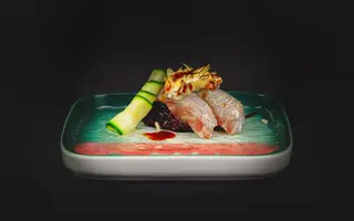 A071 - Nigiri Suzuki mandorle flambe 2 pezzi
