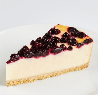 Tarta de bizcocho y arándanos