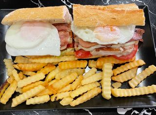 Bocadillo Chivito Espiga