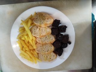 Tapa de morcilla de colla