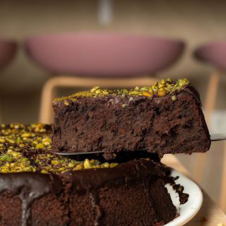 Tarta De Chocolate Con Pistacho