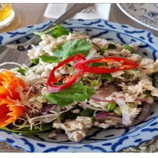 THAI CHICKEN SALAD/Ensalada De pollo