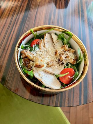 Салат Цезар (200г)