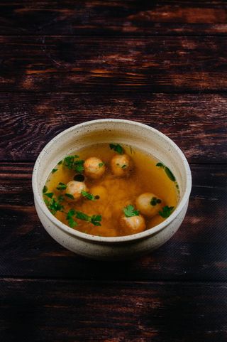 Бульйон з мітболами (350г)