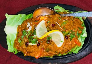 Chicken Bhuna
