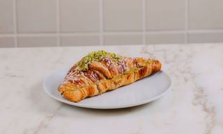 Croissant francês c/ pistachio